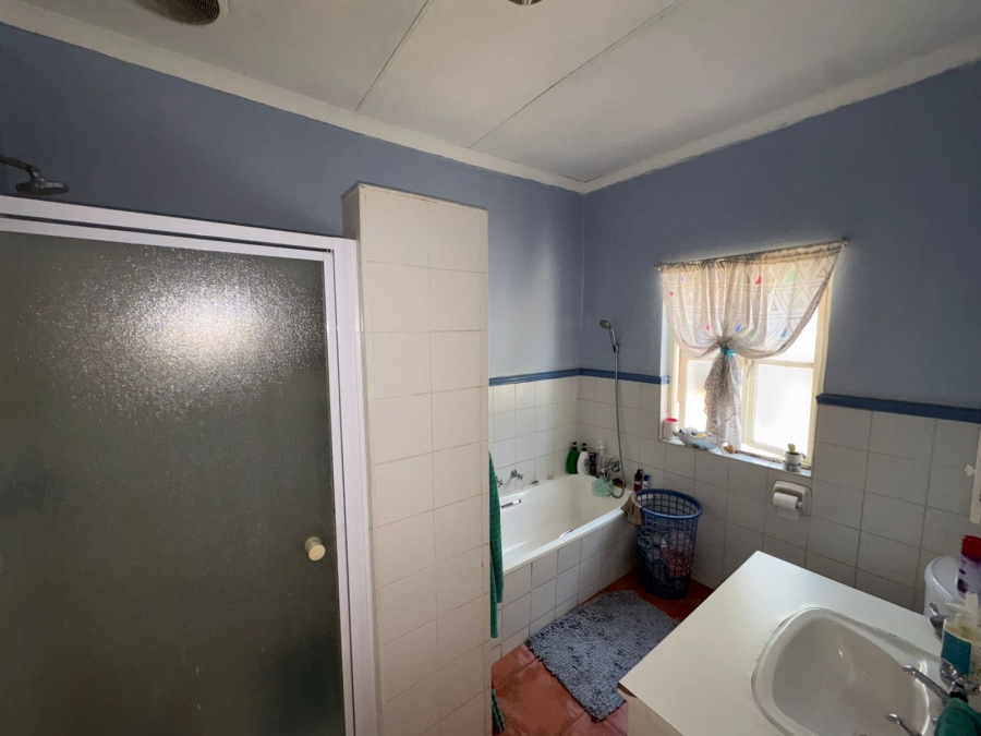 3 Bedroom Property for Sale in Waterval East North West